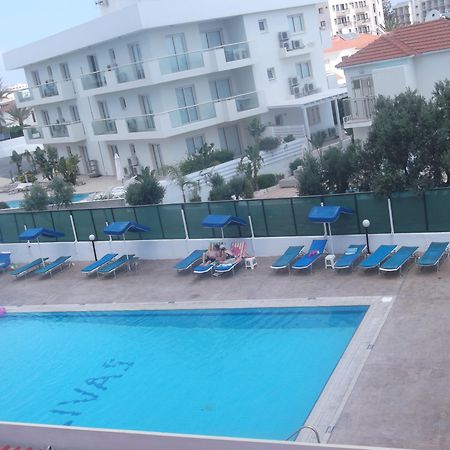 Livas Hotel Apartments Pernera Dış mekan fotoğraf