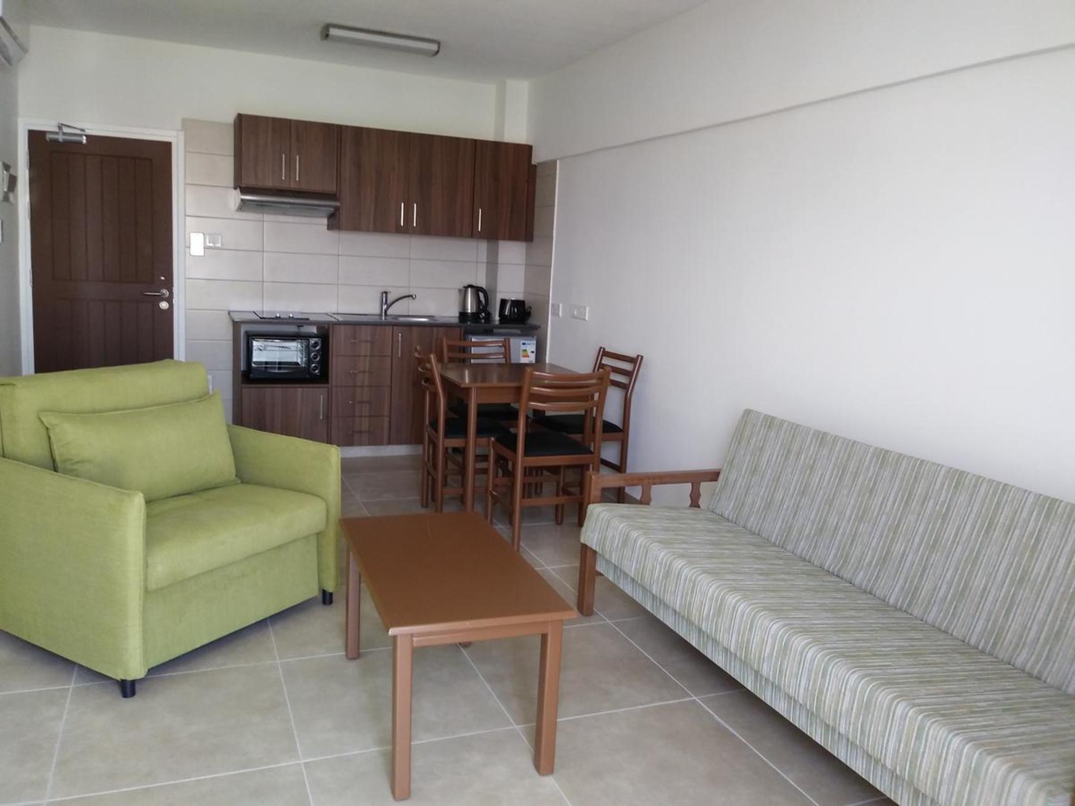 Livas Hotel Apartments Pernera Dış mekan fotoğraf