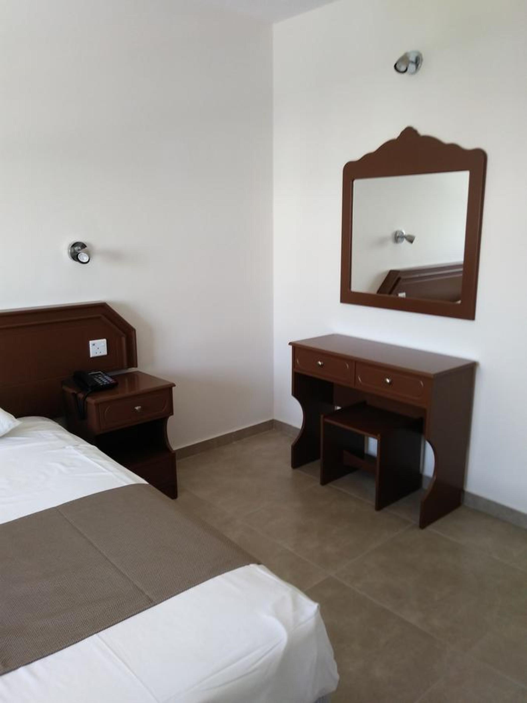 Livas Hotel Apartments Pernera Dış mekan fotoğraf