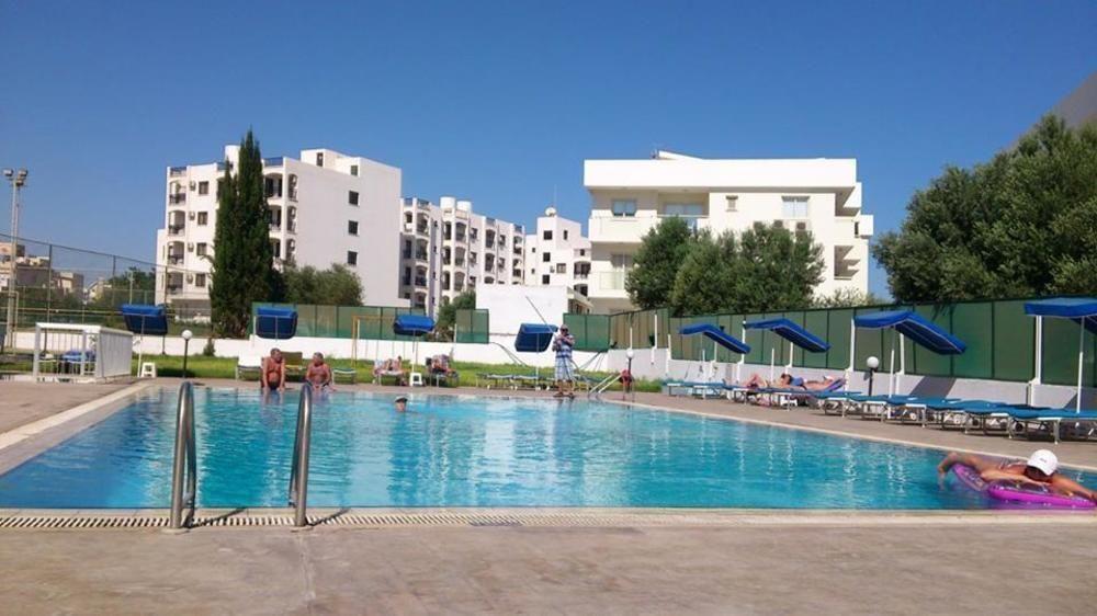 Livas Hotel Apartments Pernera Dış mekan fotoğraf