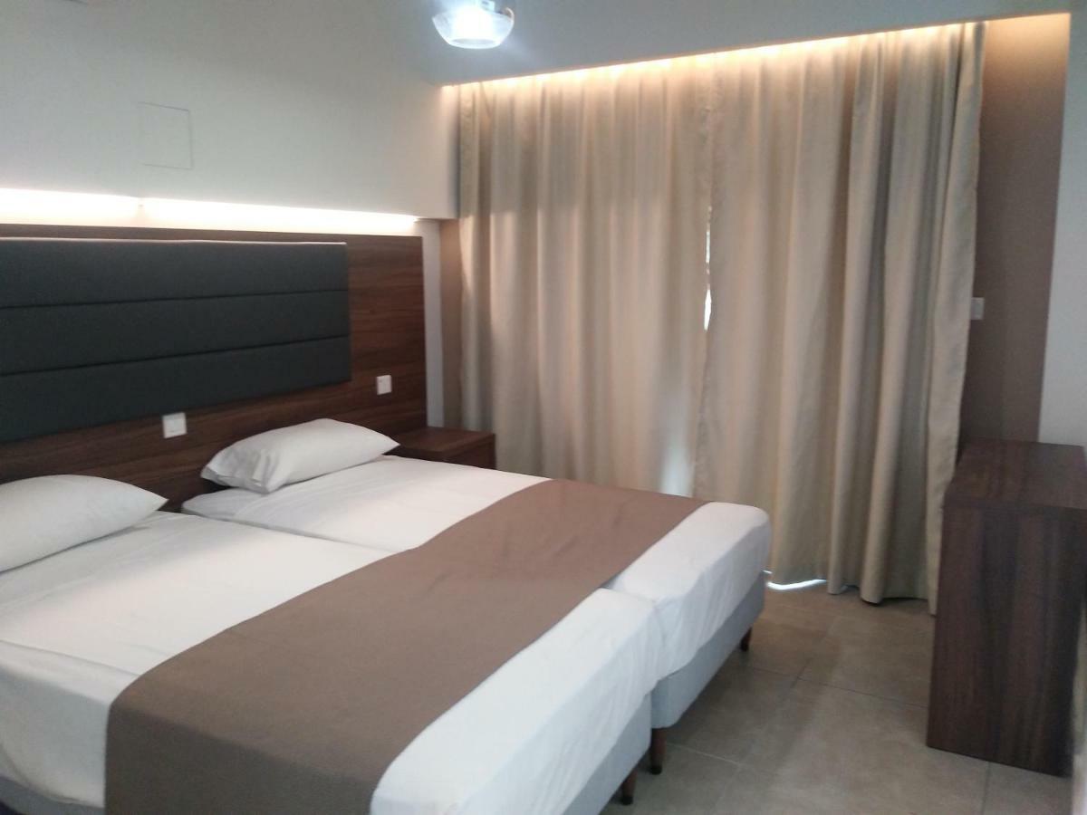 Livas Hotel Apartments Pernera Dış mekan fotoğraf