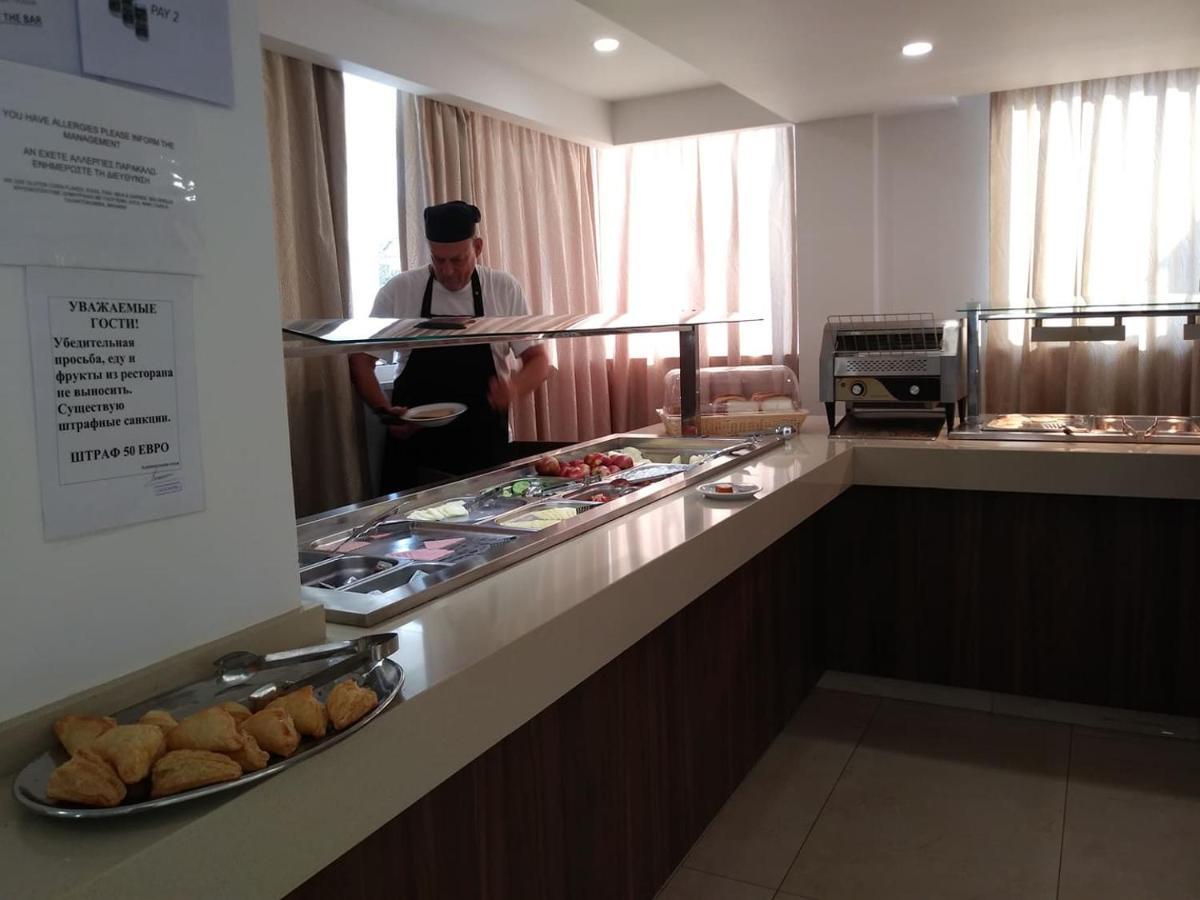 Livas Hotel Apartments Pernera Dış mekan fotoğraf
